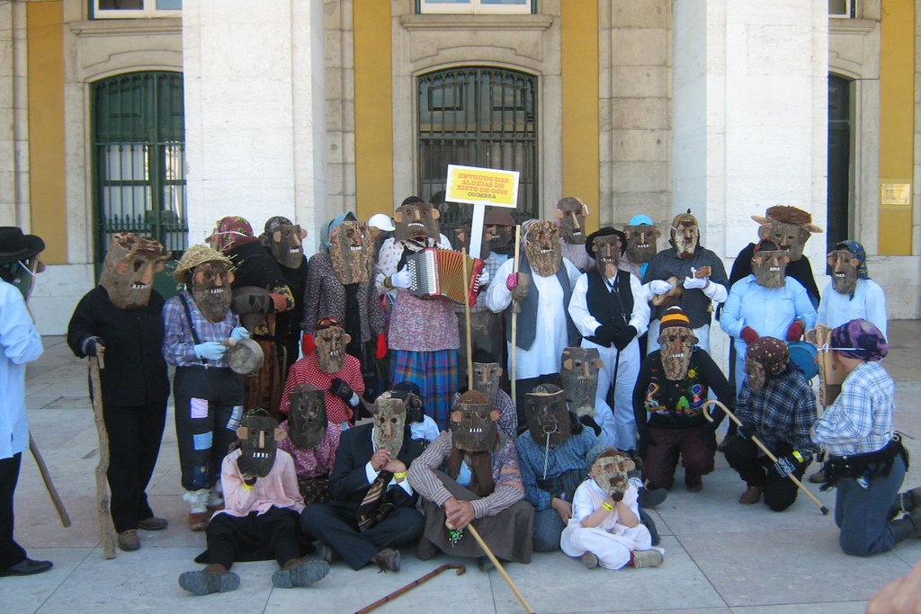 Corrida do Entrudo das Aldeias do Xisto no Desfile da Máscara Ibérica 