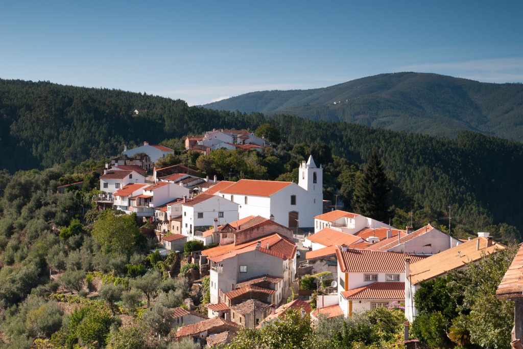 Caminhada Solidária em Álvaro