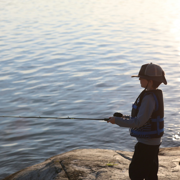 Learn to fish in the Schist Villages