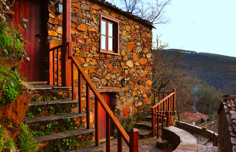 In the Aldeias do Xisto, 2021 awaits you