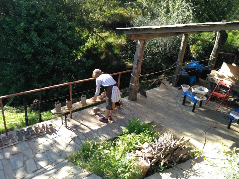 Cerdeira: Where a smokeless kiln unleashes art and creativity